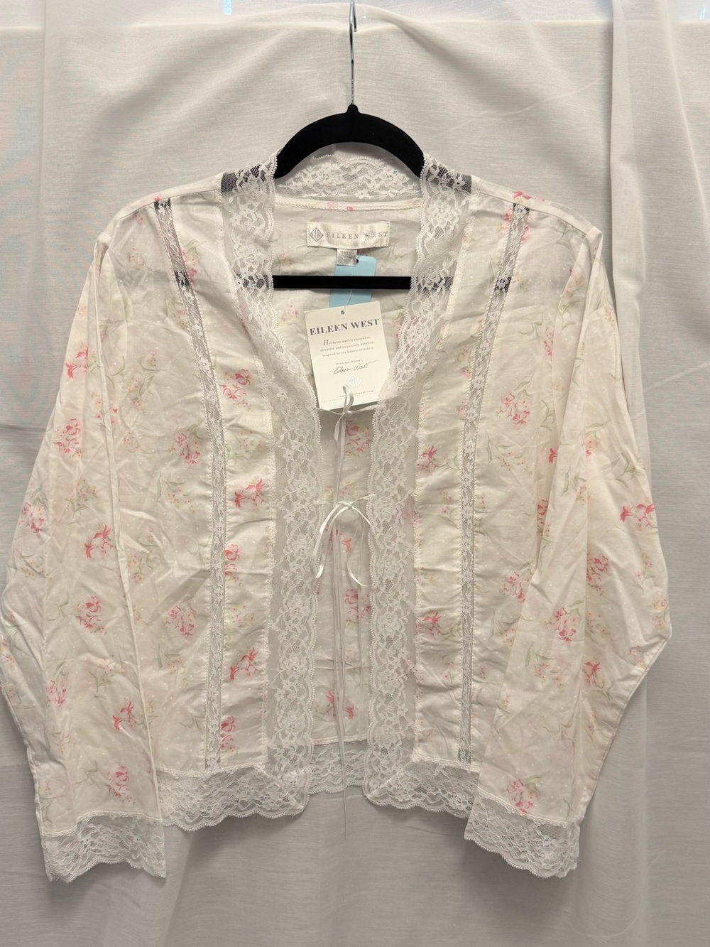Eileen West NWT White Floral Lace-Trim Shirt